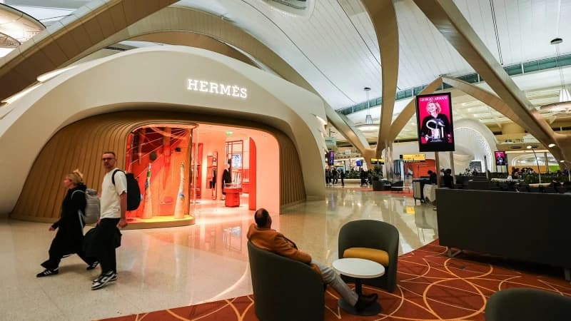 Airport digital billboard advertising at Zayed International Airport (AUH), Abu Dhabi, UAE